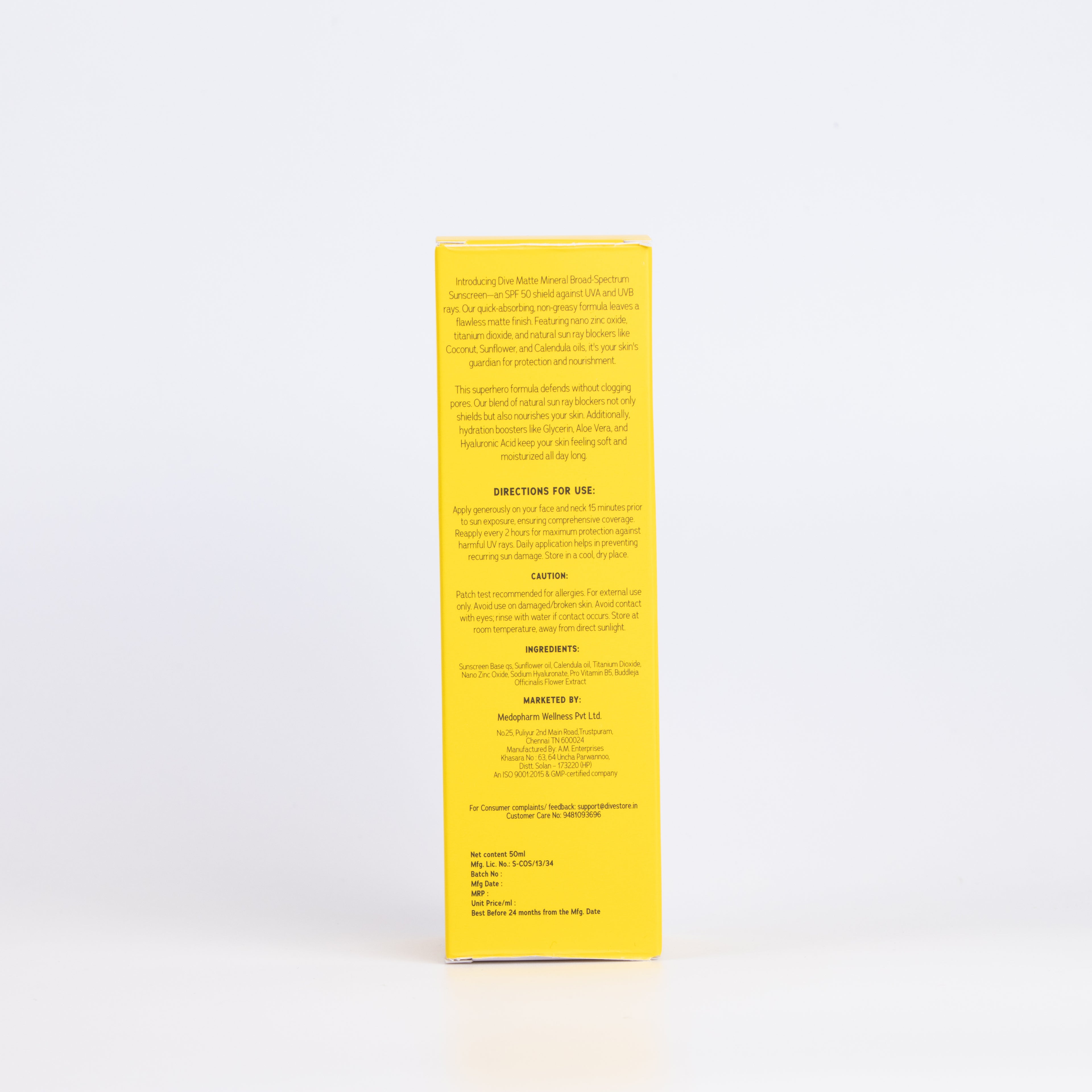 Dive MATTE MINERAL SUNSCREEN | Broad-Spectrum SPF 50 | PA+++ | Lightweight and Non-Sticky | Skin-Friendly | Matte Finish | Non-Comedogenic and Parabens-Free | Long-Lasting Effect